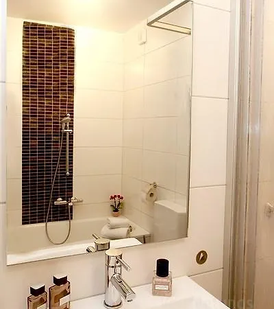 Ferienwohnung Cedric Apartment *